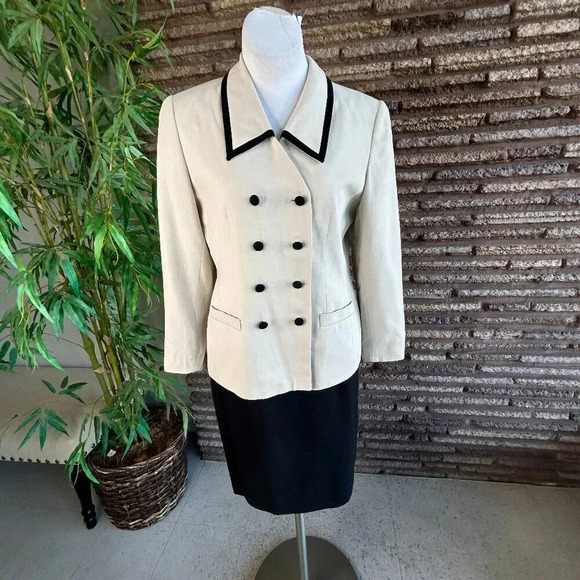 Kasper ASL Cream Black Trim Double Breasted Professional Skirt Suit Size 10 P - Picture 1 of 7